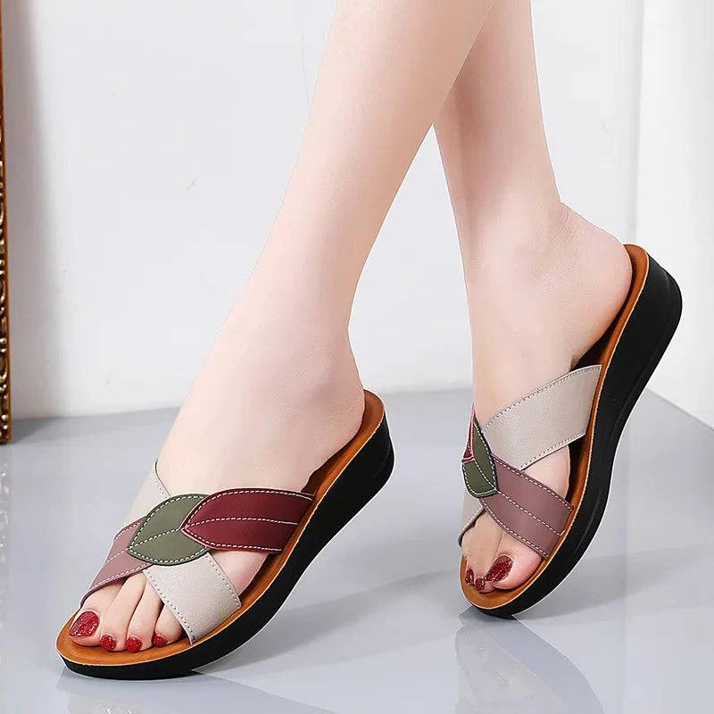 Slippers Women Leather Shoes Wedges Open Toe Casual Anti Slippery Slides Fashion Outside Beach Leaf Shaped Sandals 43 Sizes - Trendy Hati