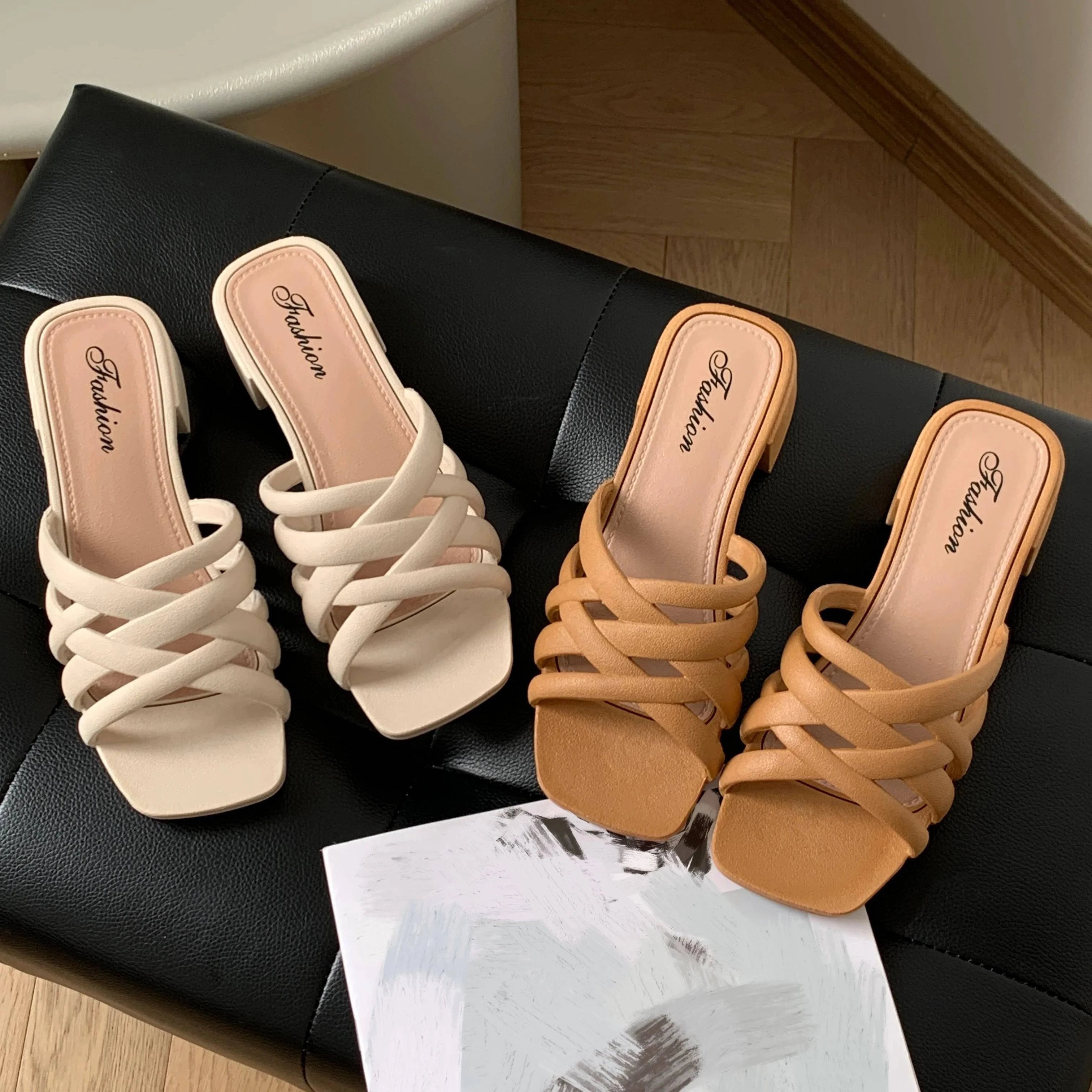 Women Fashion Summer PVC Outside To Wear Mid-Heel Slippers Casual Beach New Thick Heel Sandals Hollow Women's Shoes - Trendy Hati